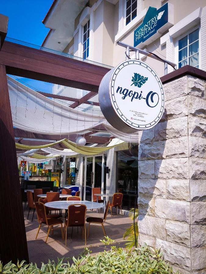 Country Heritage Hotel سورابايا المظهر الخارجي الصورة